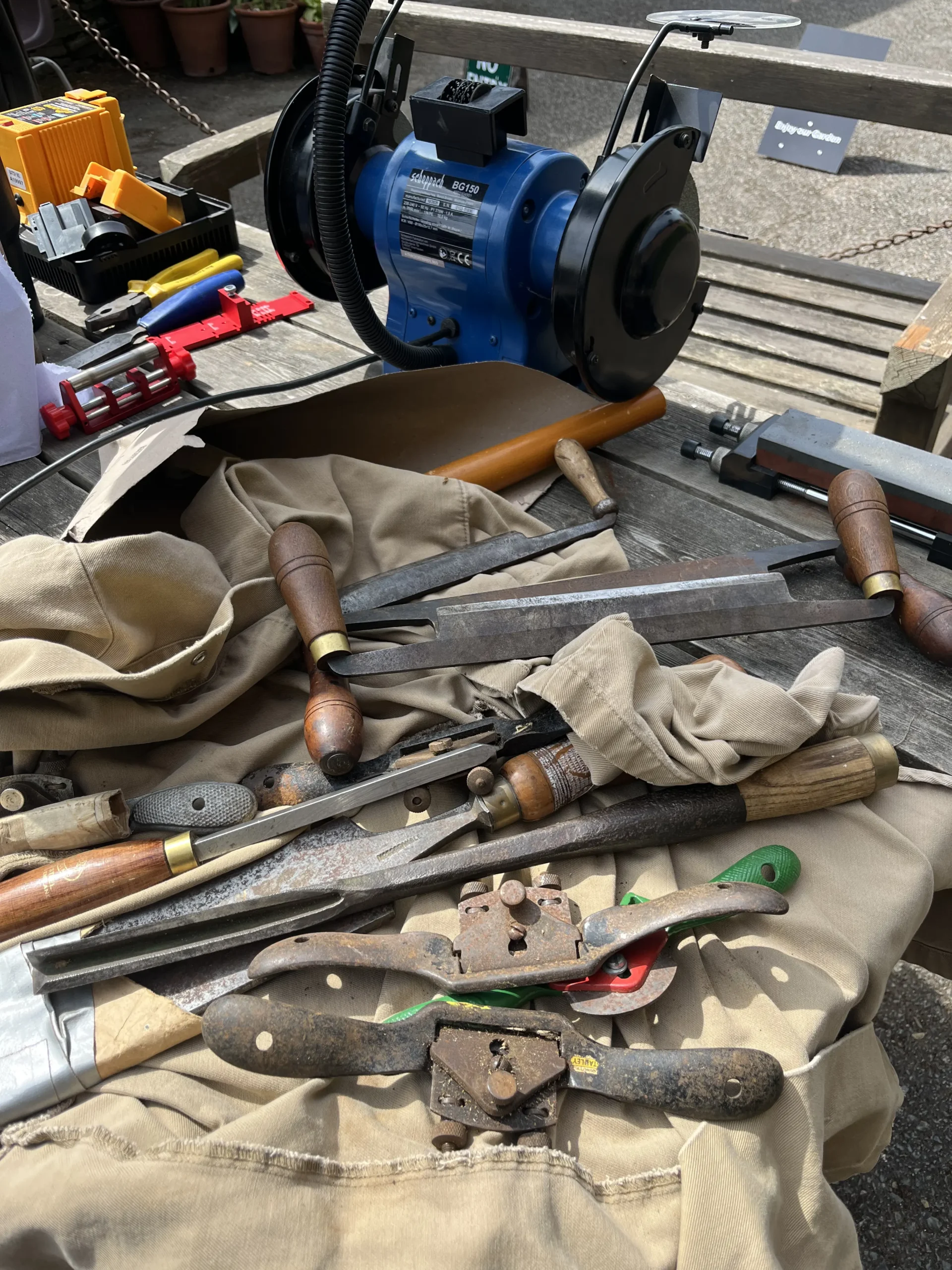 Tool sharpening